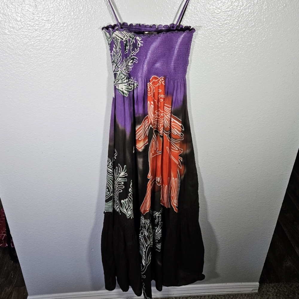 Indah Smocked Midi Dress Size M